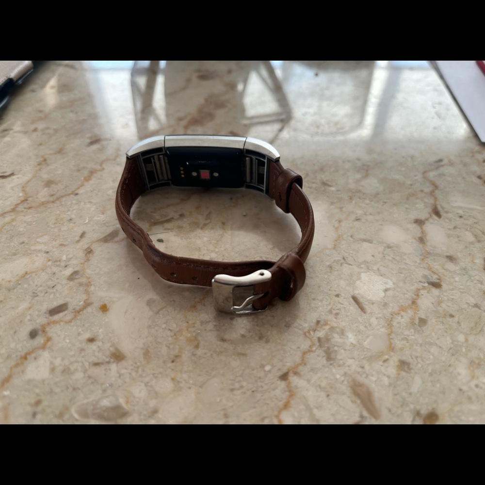 Fitbit charge 2 - Picture 2 of 5